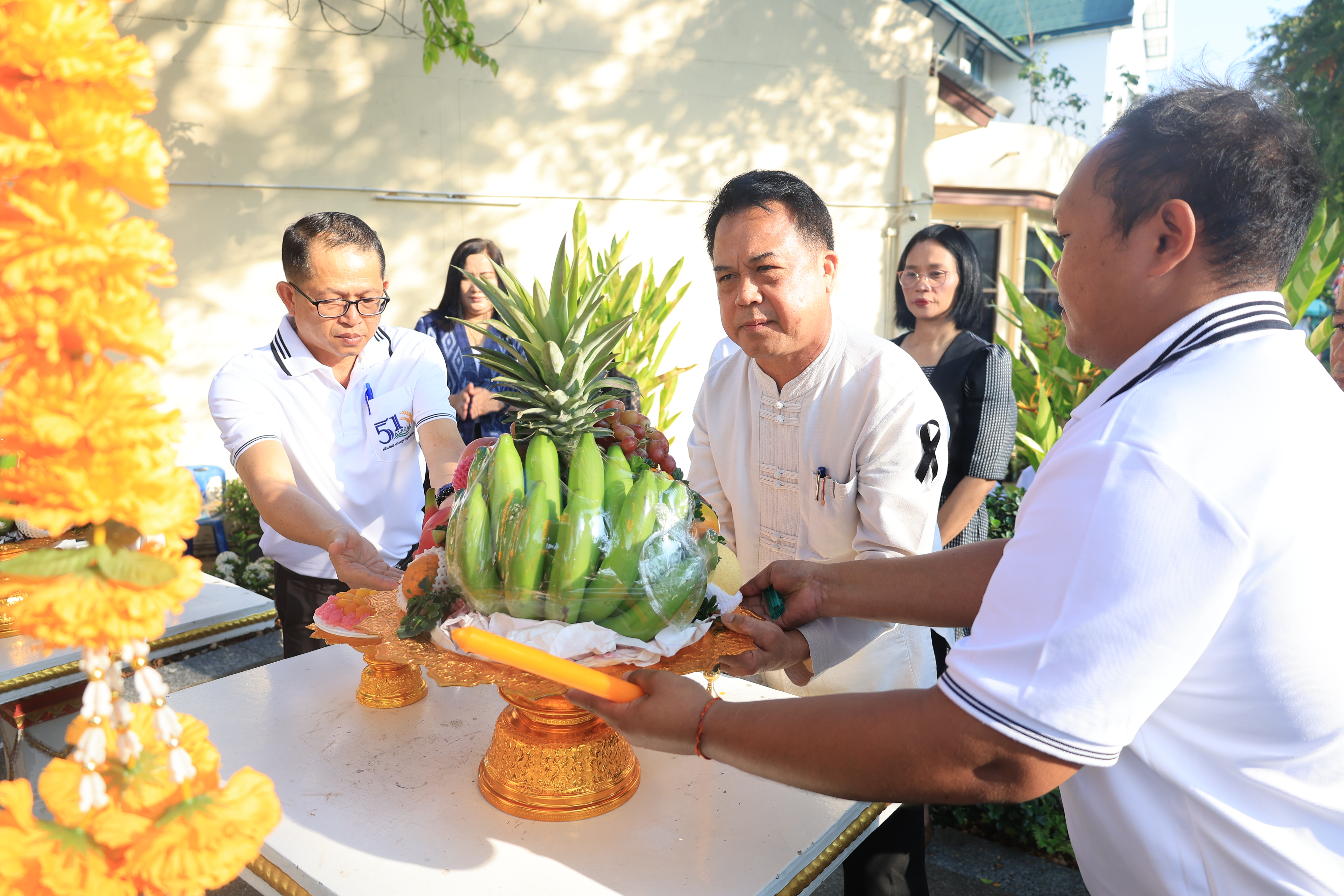 title - รองเลขาธิการ ส.ป.ก. สักการะสิ่งศักดิ์สิทธิ์ประจำ ส.ป.ก. เนื่องในโอกาสเข้ารับตำแหน่งใหม่